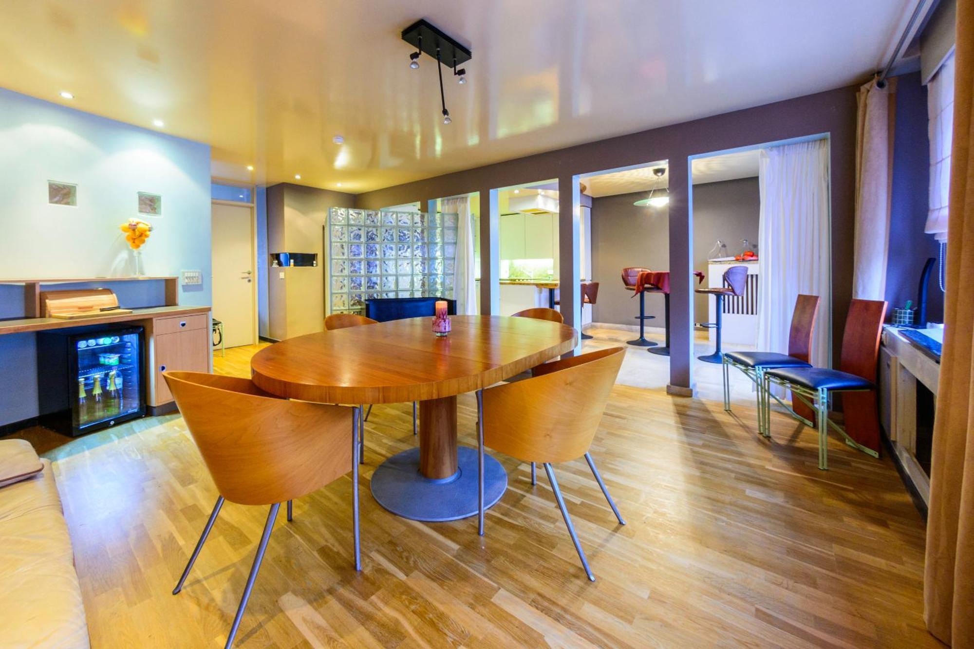 Beautyd Red Room Centrum Gullegem Wevelgem Eksteriør billede