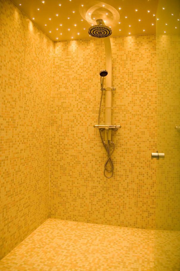 Beautyd Red Room Centrum Gullegem Wevelgem Eksteriør billede